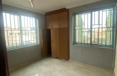 Three bedrooms apartment for rent at Madina-UPSA