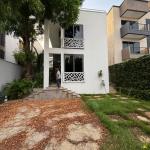 Four bedrooms house at Eadt Airport for sale