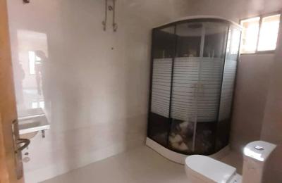 Four bedrooms modern house for rent at spintex